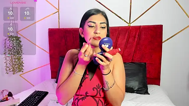 Paris Evans  online show from 11.19.25