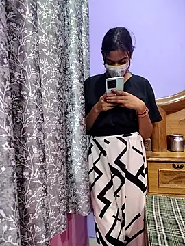 Snapshot of Student12th chatting on 11.14.25 Student12th online show from 11.14.25