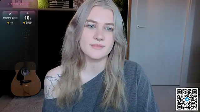 Snapshot of eshleeygreen chatting on 06.05.26 eshleeygreen online show from 06.05.26