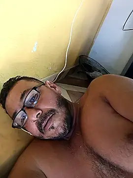 Snapshot of bruno_324278 chatting on 06.17.26 bruno 324278 online show from 06.17.26