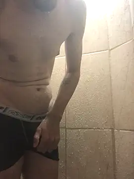 Snapshot of Luan1267 chatting on 11.21.25 Luan1267 online show from 11.21.25