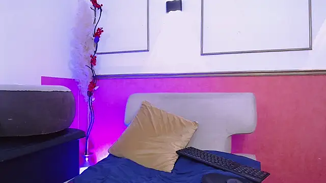 Tessachains 2  online show from 12.19.25