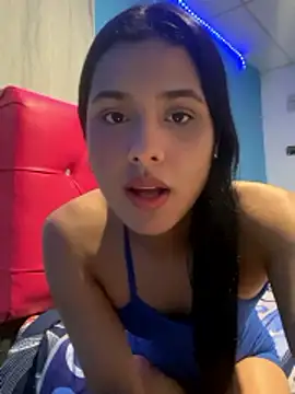 Snapshot of Chiquinquira3 chatting on 02.21.26 Chiquinquira3 online show from 02.21.26