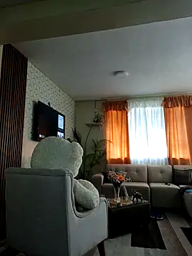 Snapshot of Emanuel00_- chatting on 11.24.25 Emanuel00 - online show from 11.24.25