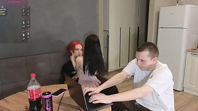 notaswingers online show from 11.10.25