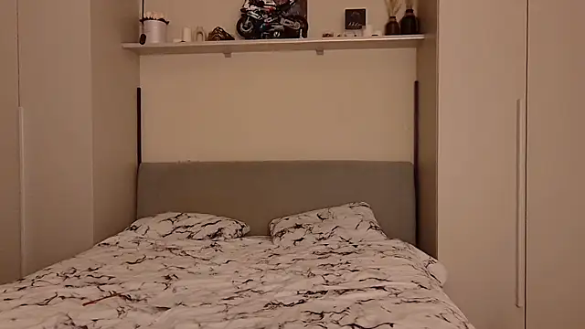 Hot-therapy4u online show from 11.25.25