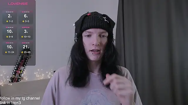 Snapshot of RaidenXL chatting on 02.28.26 RaidenXL online show from 02.28.26