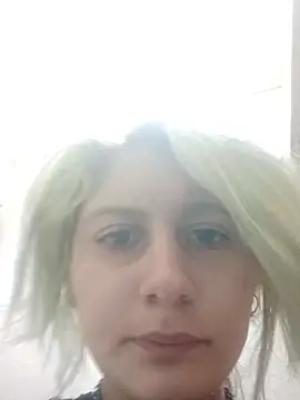 Snapshot of Hollywouldd chatting on 11.12.25 Hollywouldd online show from 11.12.25