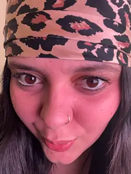 candicewest  online show from 03.05.26