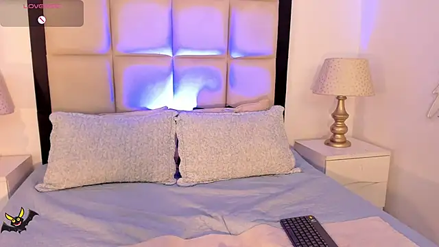 KimmRusso online show from 11.17.25