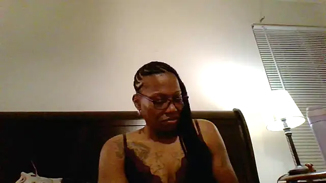 SweetParadise00 online show from 11.22.25