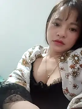 Snapshot of jerry-babe chatting on 11.14.25 jerry-babe online show from 11.14.25