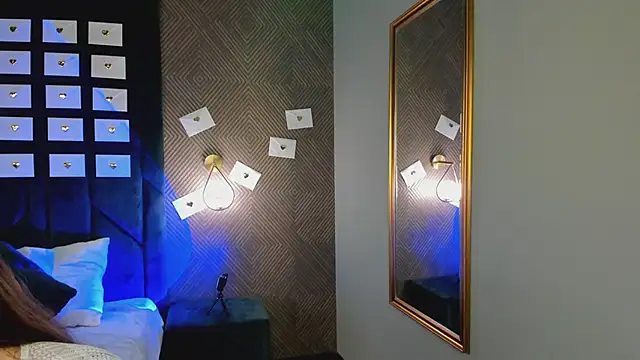 moon sanny online show from 04.05.26