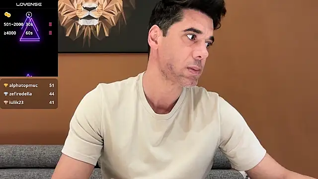 Snapshot of marcoo_x chatting on 11.15.25 marcoo x online show from 11.15.25