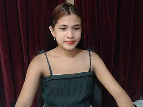Snapshot of Rema_thebigcock chatting on 04.30.26 Rema thebigcock online show from 04.30.26