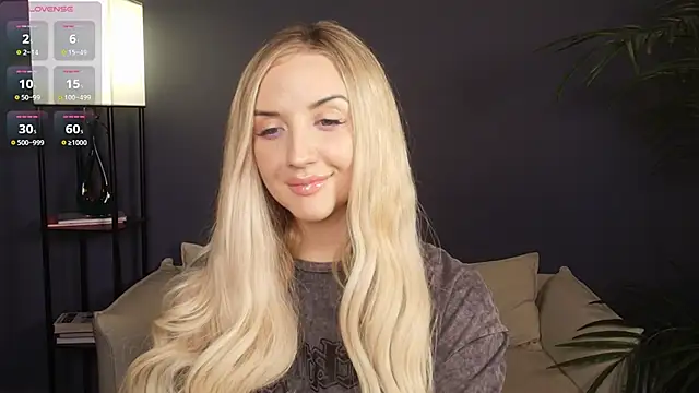 Snapshot of _Mi1a_ chatting on 02.18.26 Mi1a online show from 02.18.26