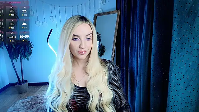 Snapshot of _Mi1a_ chatting on 02.25.26 Mi1a online show from 02.25.26