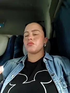 ALEJA  22 online show from 12.22.25