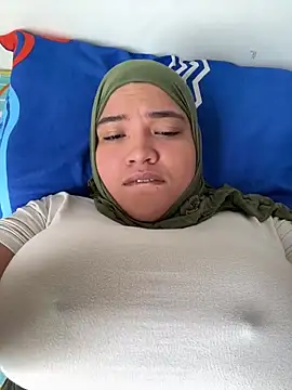 sweetmuslim01 online show from 03.26.26