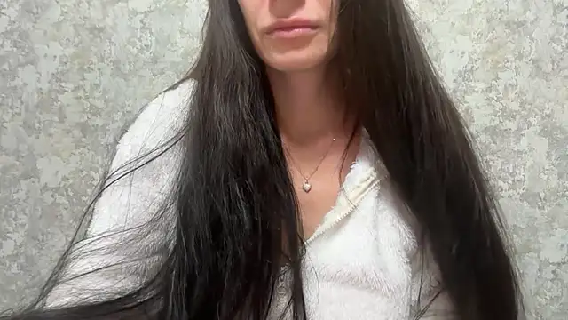 Angelinaa19 online show from 04.15.26