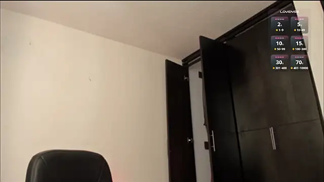 LilyGarcia online show from 12.16.25