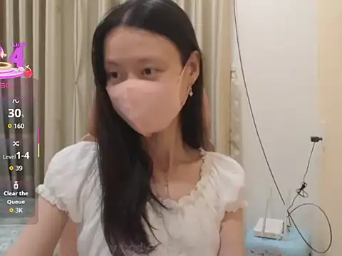 Lil-Cherries online show from 12.03.25