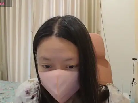 Lil-Cherries online show from 12.21.25