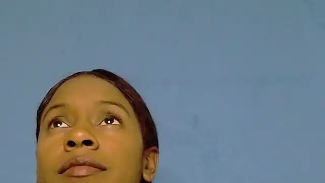 Aliis Love online show from 11.28.25