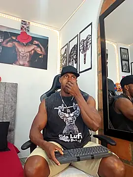 Snapshot of MIKE_KILIANjs chatting on 11.27.25 MIKE KILIANjs online show from 11.27.25