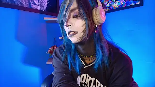 luxiel  online show from 03.07.26