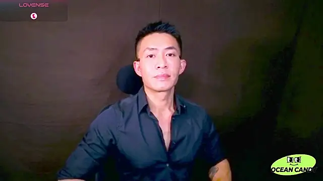 Snapshot of OceanCandy chatting on 05.17.26 OceanCandy online show from 05.17.26