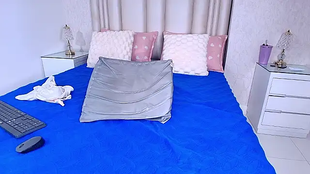 alanarose18 online show from 02.06.26