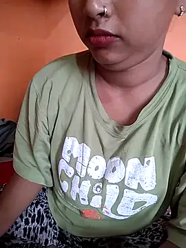 Sexy Divya   online show from 04.29.26