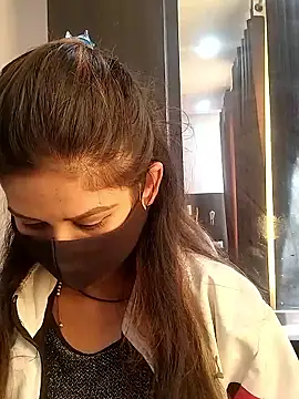 Snapshot of black_and_white_choco chatting on 01.12.26 black and white choco online show from 01.12.26