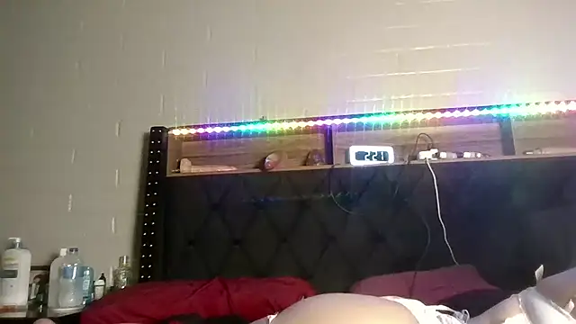 nikkibae33 online show from 06.18.26