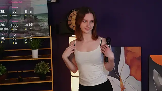 Snapshot of OpheliaSalotti chatting on 11.23.25 OpheliaSalotti online show from 11.23.25