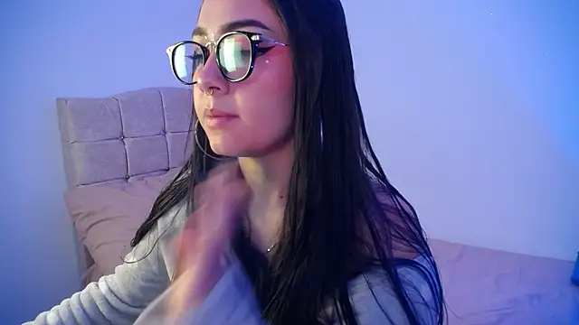  Pariiss online show from 04.15.26