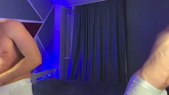 Snapshot of Hotpeppers666 chatting on 11.16.25 Hotpeppers666 online show from 11.16.25