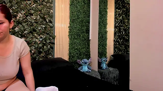 Lucy and Karoline online show from 11.18.25