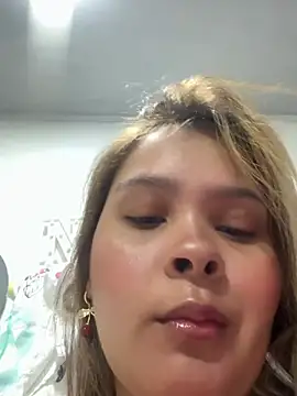 Snapshot of MelodySanz chatting on 05.17.26 MelodySanz online show from 05.17.26