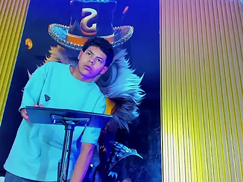 Tommy bigcock19 online show from 11.19.25