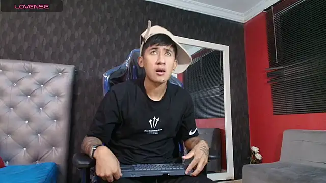 Vinackk online show from 11.25.25