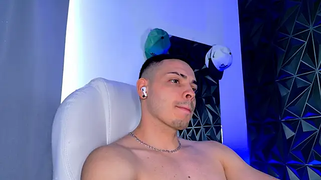 Maxwell Dupont online show from 12.15.25