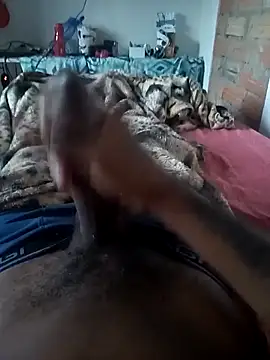 Snapshot of zgahba chatting on 11.25.25 zgahba online show from 11.25.25