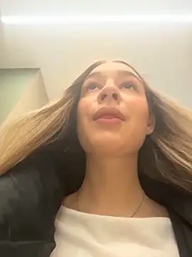 SashaCatt online show from 03.03.26