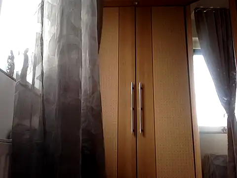 Snapshot of BlueEyeVibe chatting on 11.19.25 BlueEyeVibe online show from 11.19.25