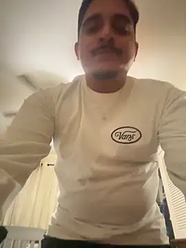 Snapshot of Arabicprince91 chatting on 11.21.25 Arabicprince91 online show from 11.21.25