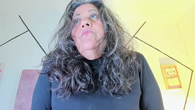 Victoriaa Anderson online show from 01.12.26