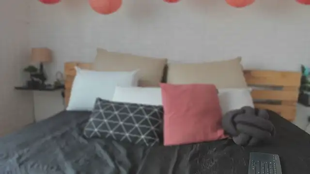 Snapshot of afrodita_sp chatting on 12.04.25 afrodita sp online show from 12.04.25