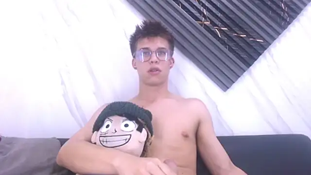 Liam York  online show from 03.05.26